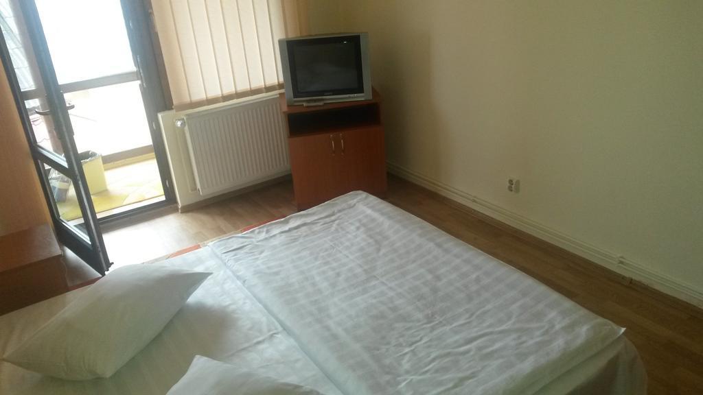 Pensiunea Adi Сэпынца Номер фото